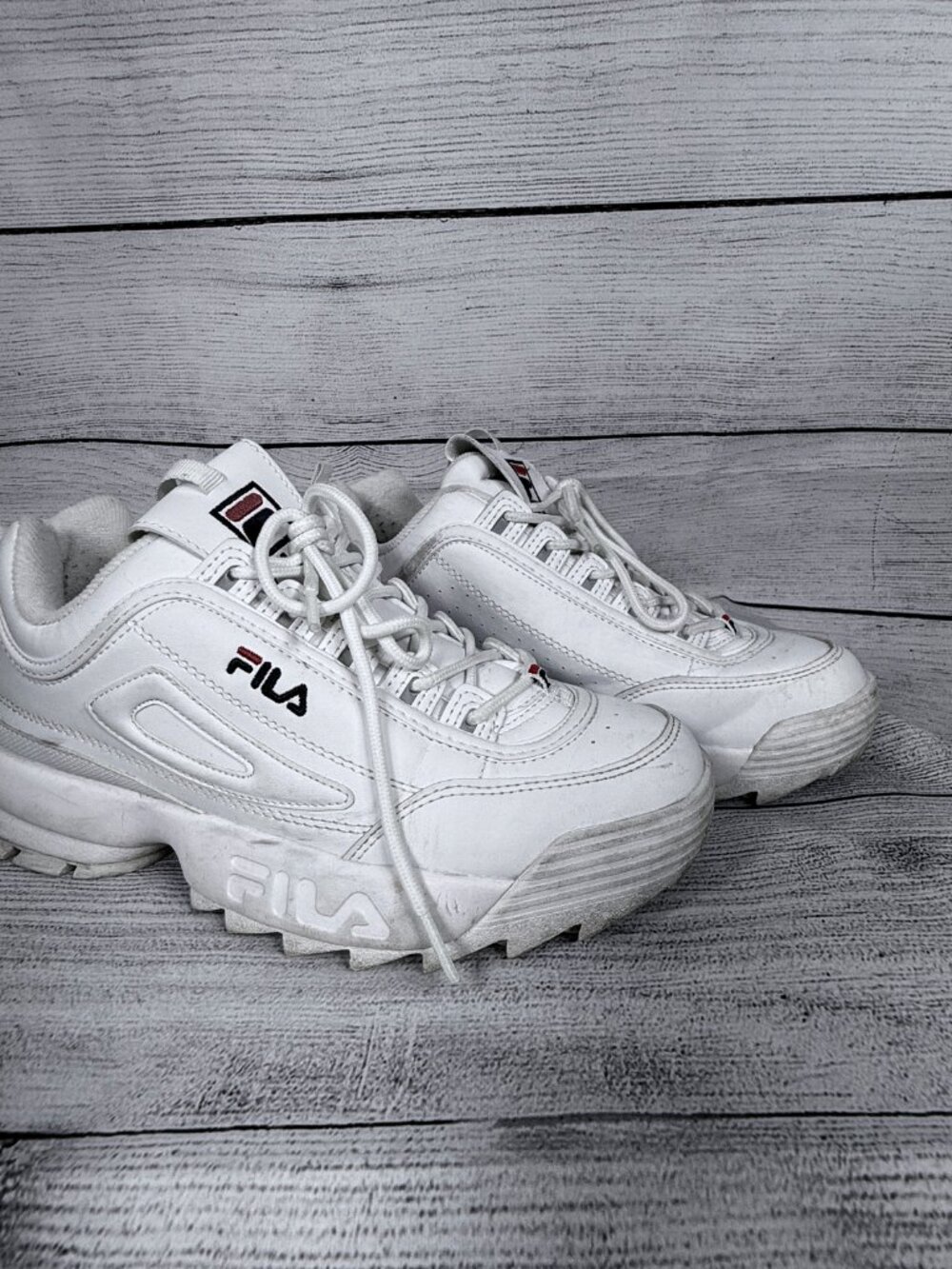 FILA Disruptor II Chunky All-White Sneakers Size US 6.5